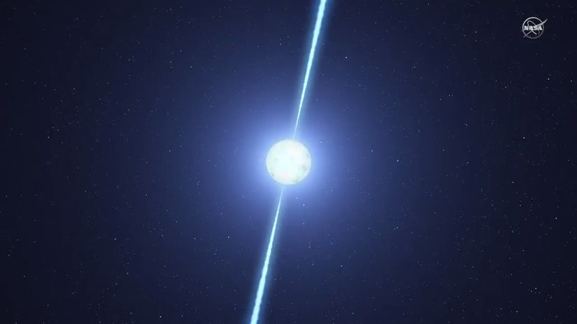 Pulsarlar aslında nötron yıldızlarıdır ve kendi etraflarındaki dönüşleri sayesinde düzenli olarak salınım yaparlar.