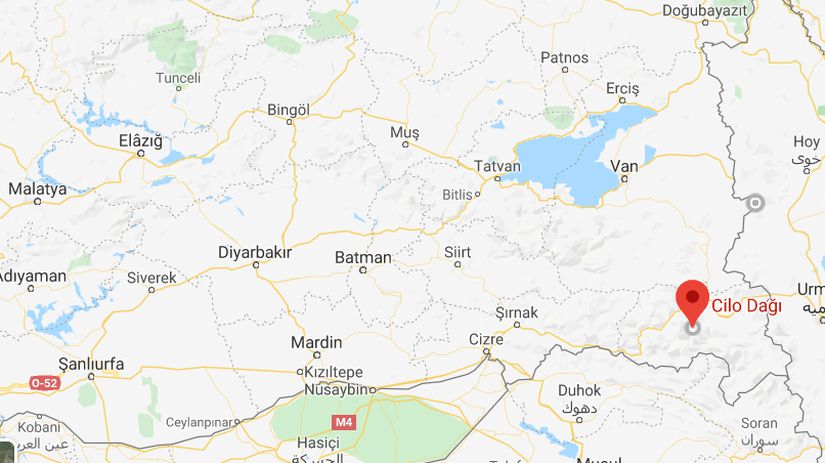 Şekil 1: Cilo Dağı Harita Üzerindeki Konumu.  Koordinatlar: Enlem:37° 31′ 04″ Kuzey Boylam: 43° 58′ 45″ Doğu 