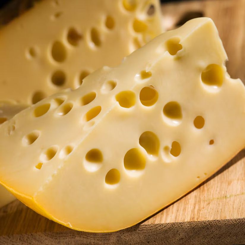 İsviçre Delikli Peyniri