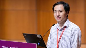 Chinese Scientist He Jiankui Returns To Genetic Research Sparking Ethical Concerns