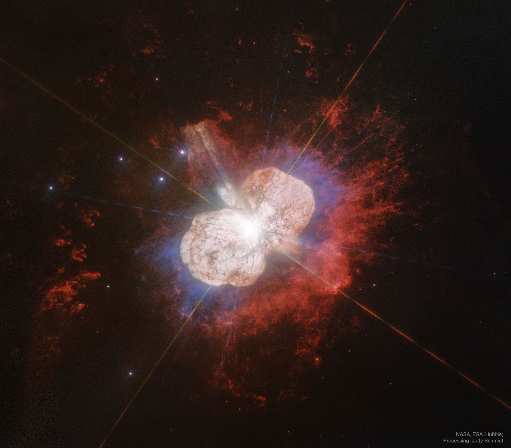 Kaderine Terk Edilmiş Yıldız Eta Carinae