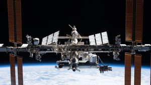 SpaceX To Lead ISS To A Controlled Demise