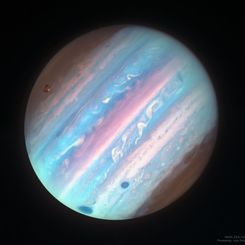  Jupiter in Ultraviolet from Hubble 