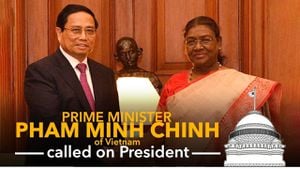 Prime Minister Pham Minh Chinh Strengthens Ties With Gulf Countries