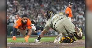 Padres Dominate Giants For Third Shutout Victory