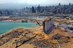 Beyrut'ta olan patlamada mor çizgi üzerinde olan biri hayatta kalabilir miydi?