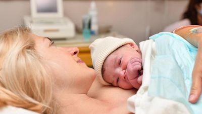 Sezaryenle Doğum, Yenidoğan Bebeğin Mikrobiyotasını Şekillendiriyor!
