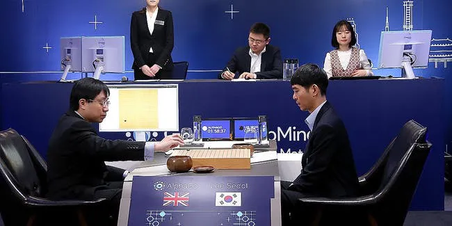Lee Sedol, AlphaGo'ya karşı... Yüz ifadeleri Kasparov ile ne kadar benziyor, değil mi?