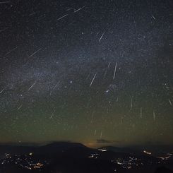  Geminid Meteor Shower over Dashanbao Wetlands 