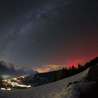 İtalya Üzerinde Kızıl Aurora