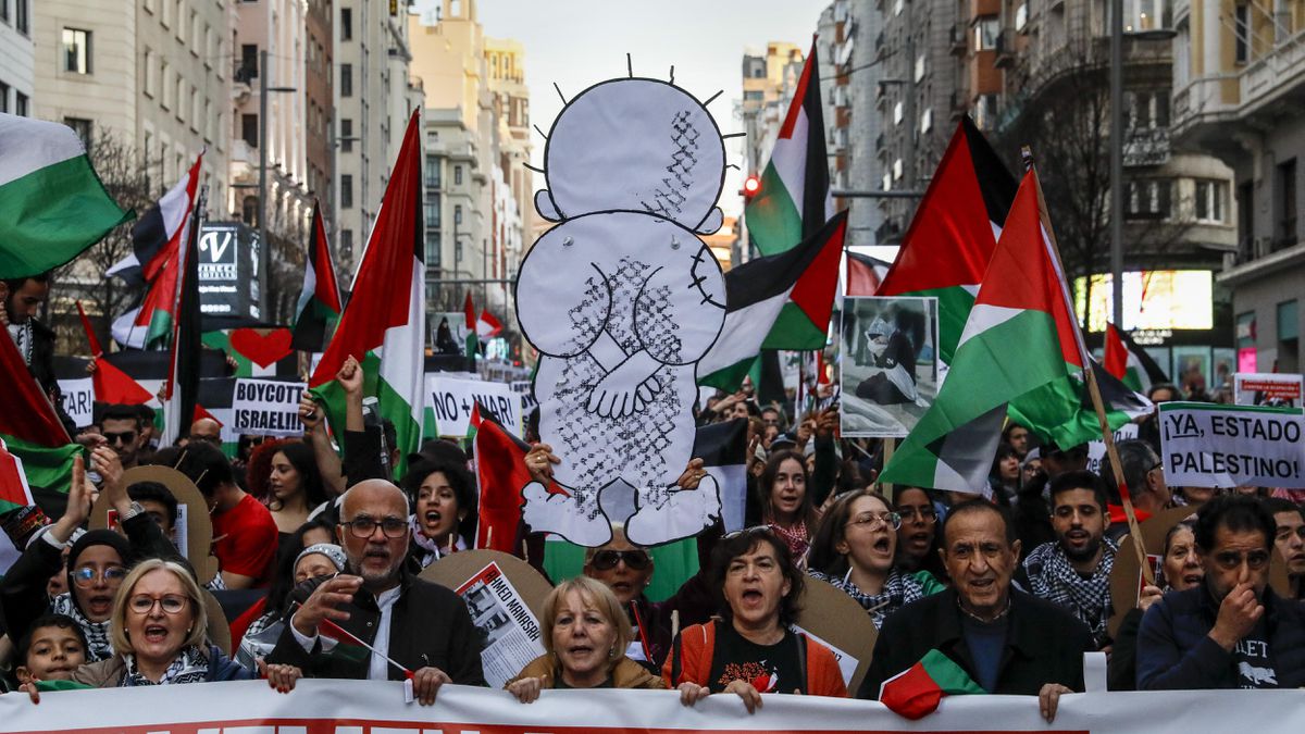 Palestinian Voices Silent At Democratic Convention