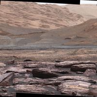  Curiosity Surveys Lower Mount Sharp on Mars 