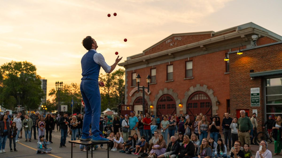 Edinburgh Fringe Celebrates Fearless Theatre And Unconventional Creativity