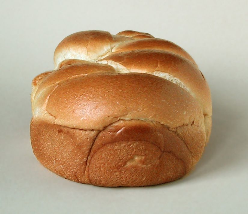 Ekmeğin pişerken esmerleşmesi bir maillard reaksiyonudur.