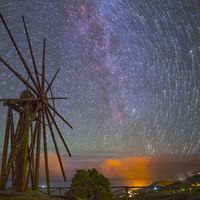  The Windmill and the Star Trails
