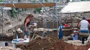 Arkeologlar Nereyi Kazacaklarını Nasıl Biliyorlar?