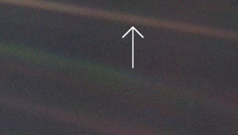 Voyager 1 aracından çekilmiş Dünya fotoğrafı