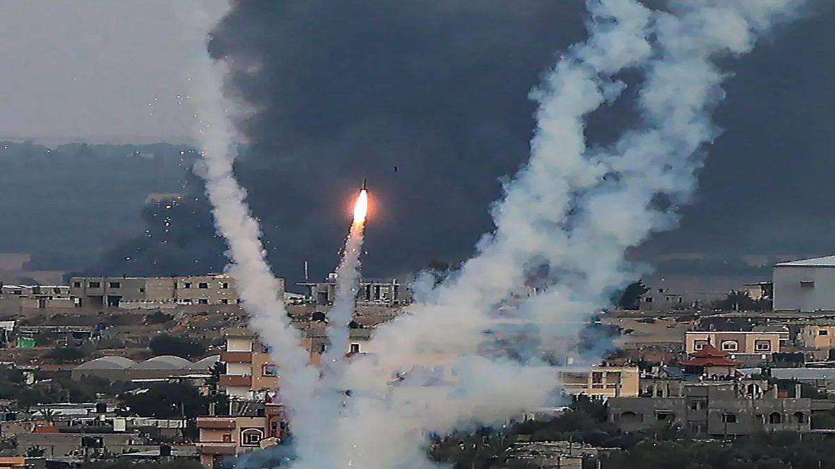 Hezbollah Launches Missile Barrage At Israel's Golan Heights - The ...