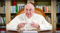 Papa Francis, Evrim Kuramı ve Büyük Patlama'nın Gerçek Olduğunu Buyurdu!