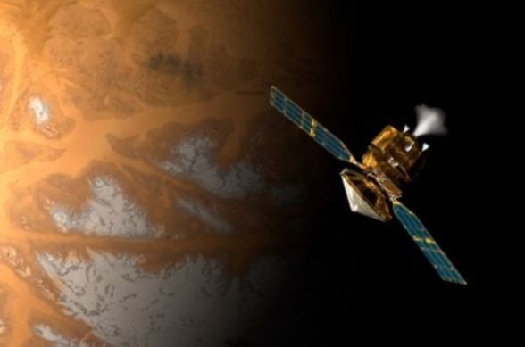 Hindistan'ın Mars'a gönderdiği Mangalyaan uydusunun, Kızıl Gezegen'in yörüngesine girdiği bildirildi.
