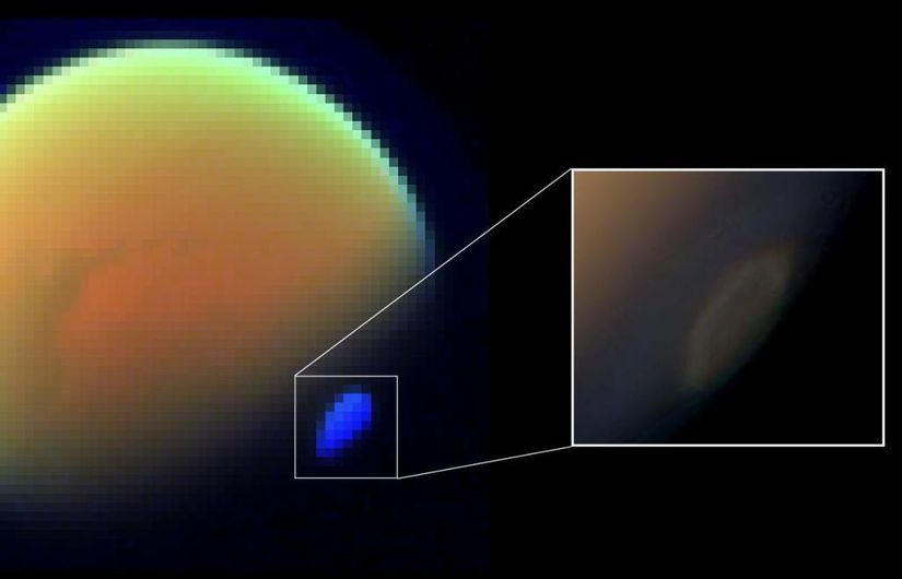Mısır büyüklüğündeki bu siyanürden oluşan ölüm bulutu Titan'ın güney kutbunu kaplamaktadır.