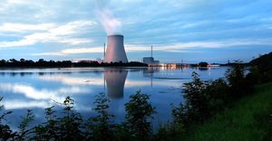 Nuclear Power's Comeback Sparks Global Investment Surge