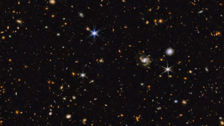 James Webb Uzay Teleskobu, Kozmosun İlk Orta-Derin Geniş Alan Fotoğrafını Çekti!