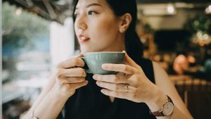 Caffeinated Coffee And Tea Linked To Heart Health Benefits