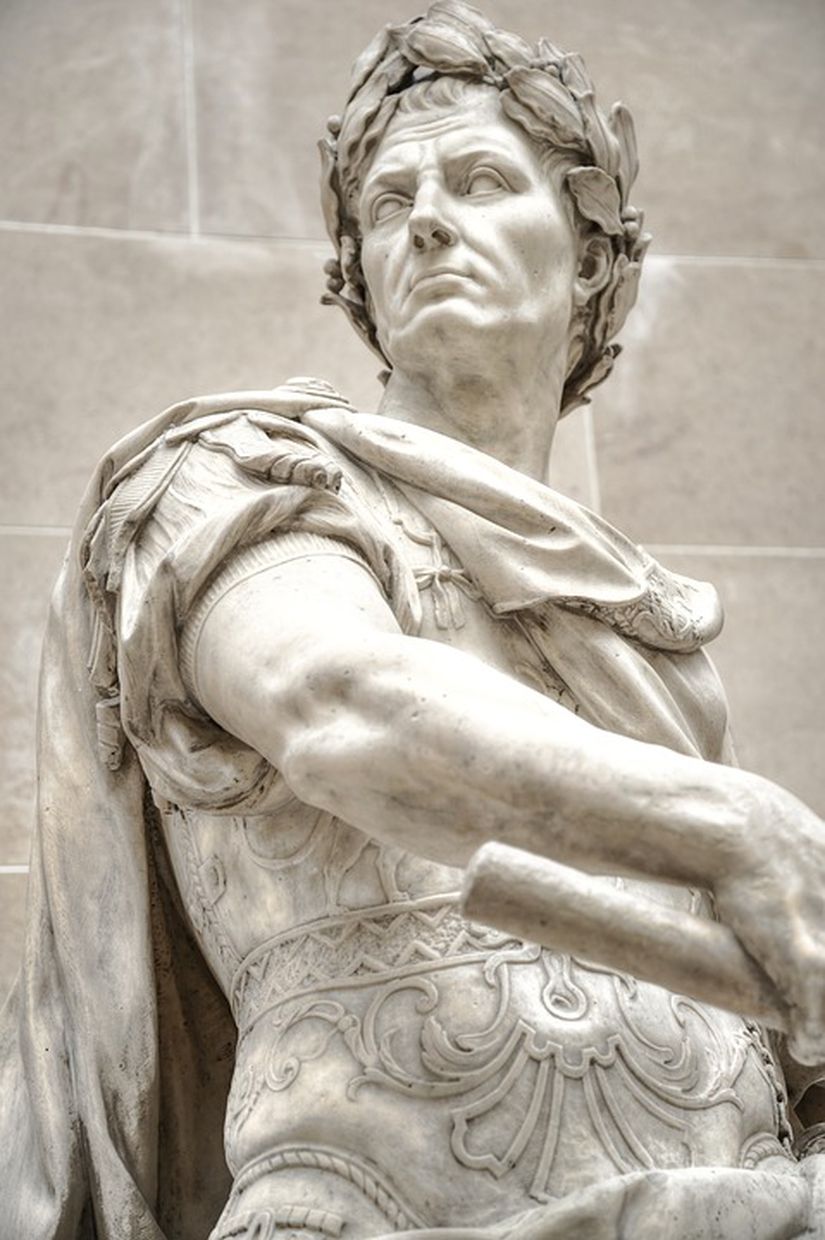 Roma İmparatoru Julius Caesar