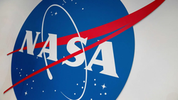 NASA Yaşanabilir Bölge'deki 'Süper-Dünya' Ötegezegenini Duyurdu.