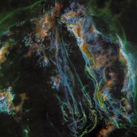  Supernova Remnant: The Veil Nebula 