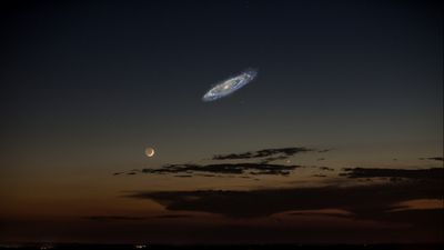 Eğer Andromeda Yeterince Parlak Olsaydı, Gökyüzünde Böyle Gözükürdü!