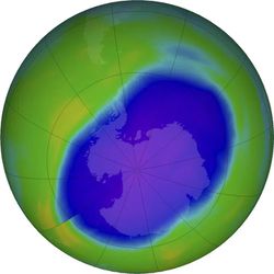 Birleşmiş Milletler, Ozon Tabakasının Yavaş Yavaş İyileştiğini ve Deliğin 2066'ya Kadar Onarılacağını Söylüyor