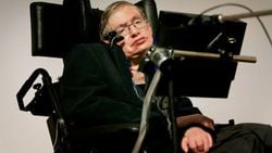 Stephen Hawking Düşüncesi İle Kara Delikler