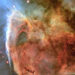  The Keyhole in the Carina Nebula 