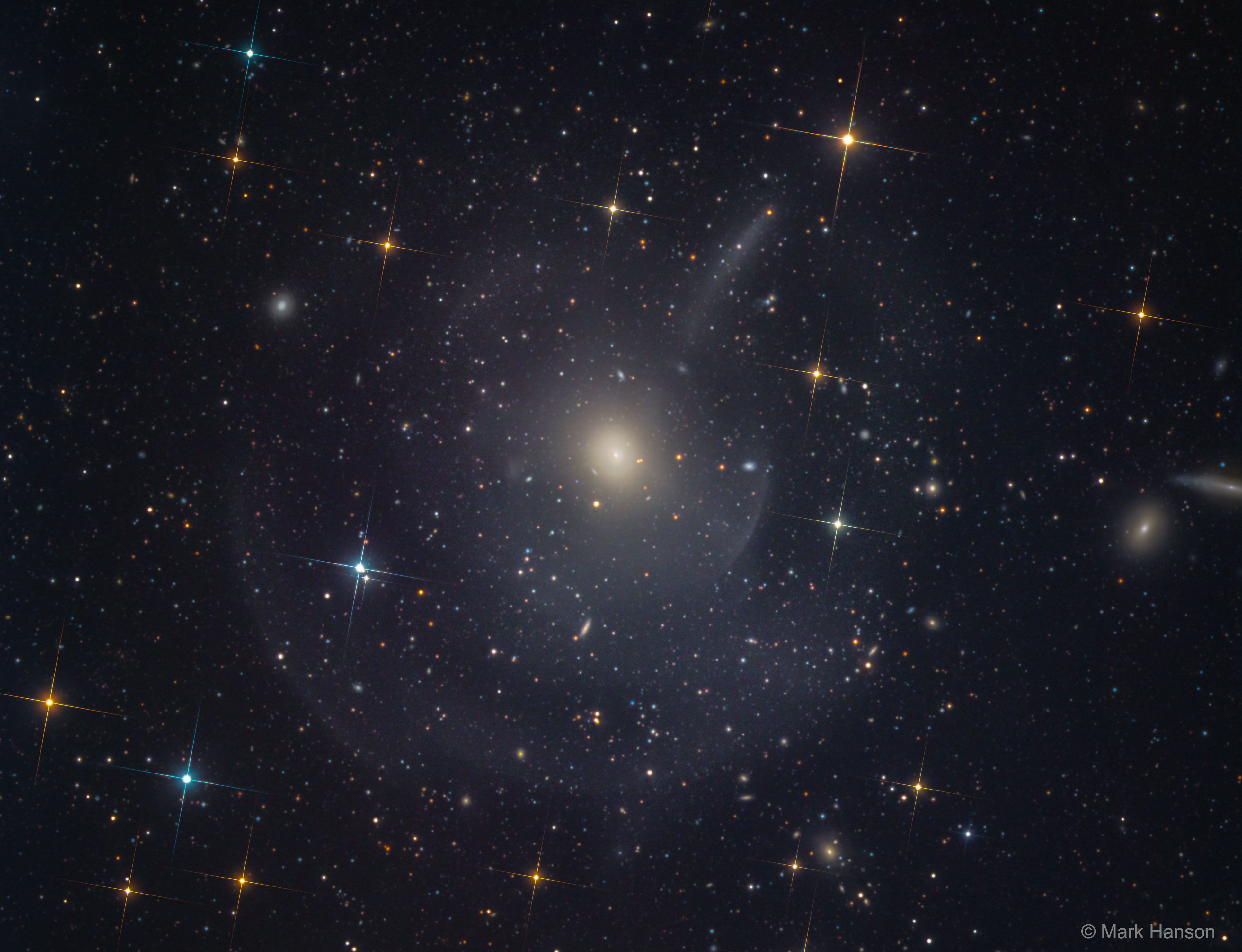  M89: Elliptical Galaxy with Outer Shells and Plumes 