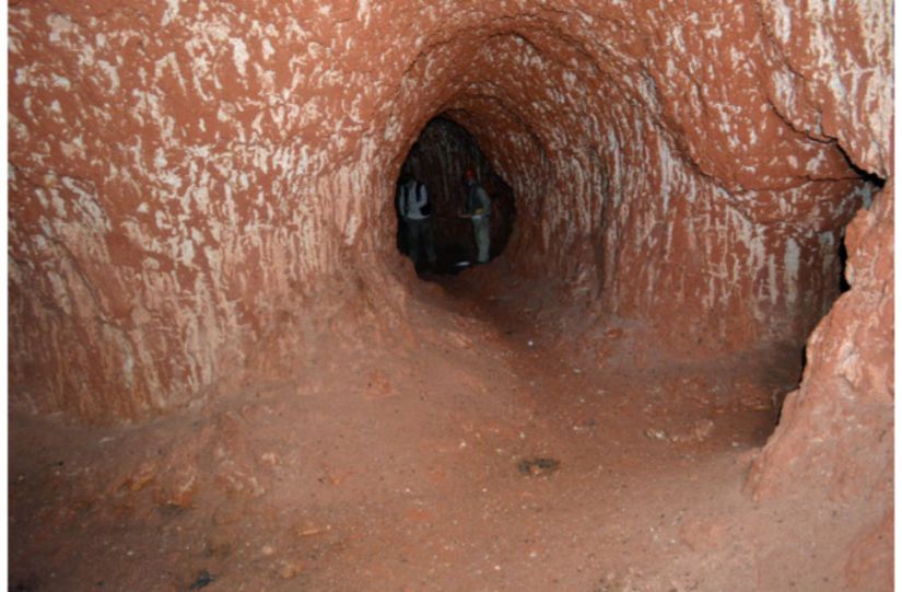 Amazon'da keşfedilmiş bir antik yer altı tüneli