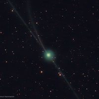  Almost Three Tails for Comet Encke 
