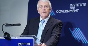 John Major Denounces Conservatives’ Immigration Strategy