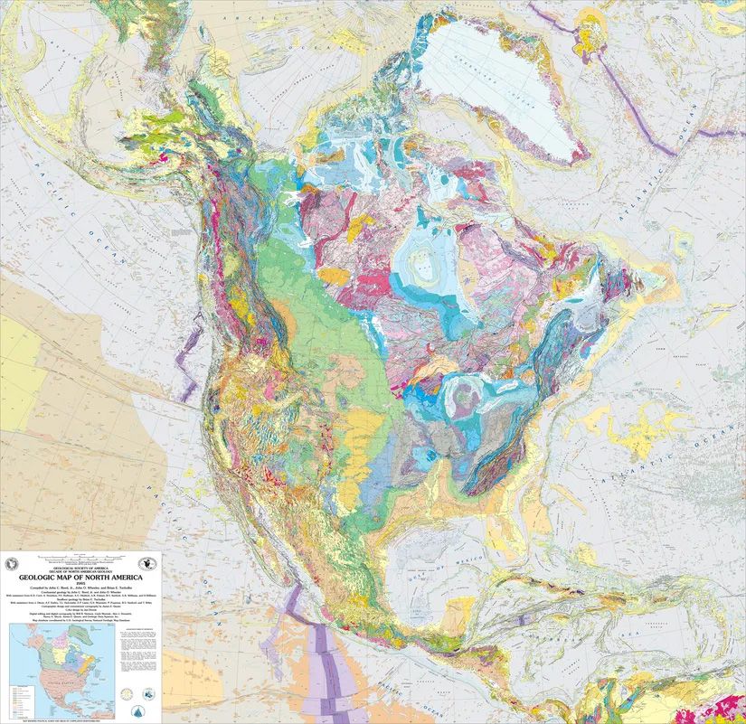 Kuzey Amerika'nın yüzeydeki jeolojik katmanlarını gösteren bir harita. Her bir renk, 900'den fazla farklı kayaç ile tarihlendirilmiş jeolojik katmanları göstermektedir. Mavimsi tonda olanlar, Tiktaalik'in bulunması gereken Devonyen kayaçları göstermektedir.