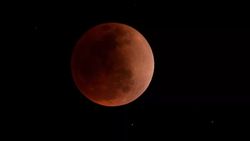 Kanlı Ay tutulması 8 Kasım'da geliyor