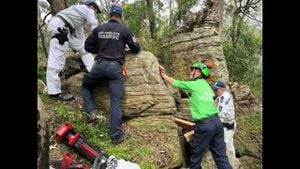 Woman Rescued After 7 Hour Boulder Rescue