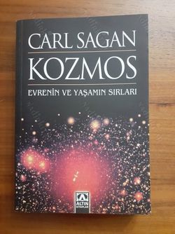 Carl Sagan'ın yazdığı Cosmos kitabı üzerine yorumlarınız neler?
