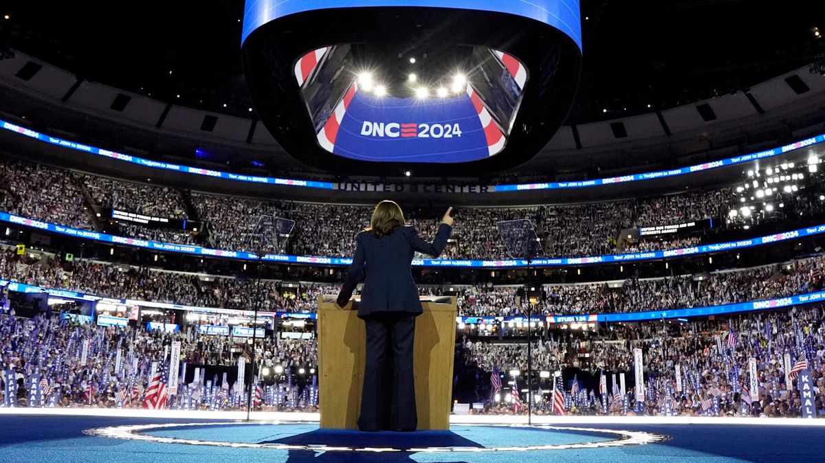 Fashion Choices Shine At Democratic National Convention