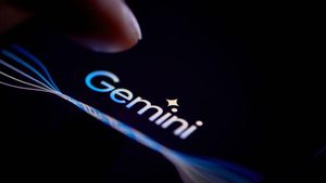 Google Unveils Gemini Live AI Voice Chat Tool