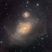  NGC 1316: After Galaxies Collide 