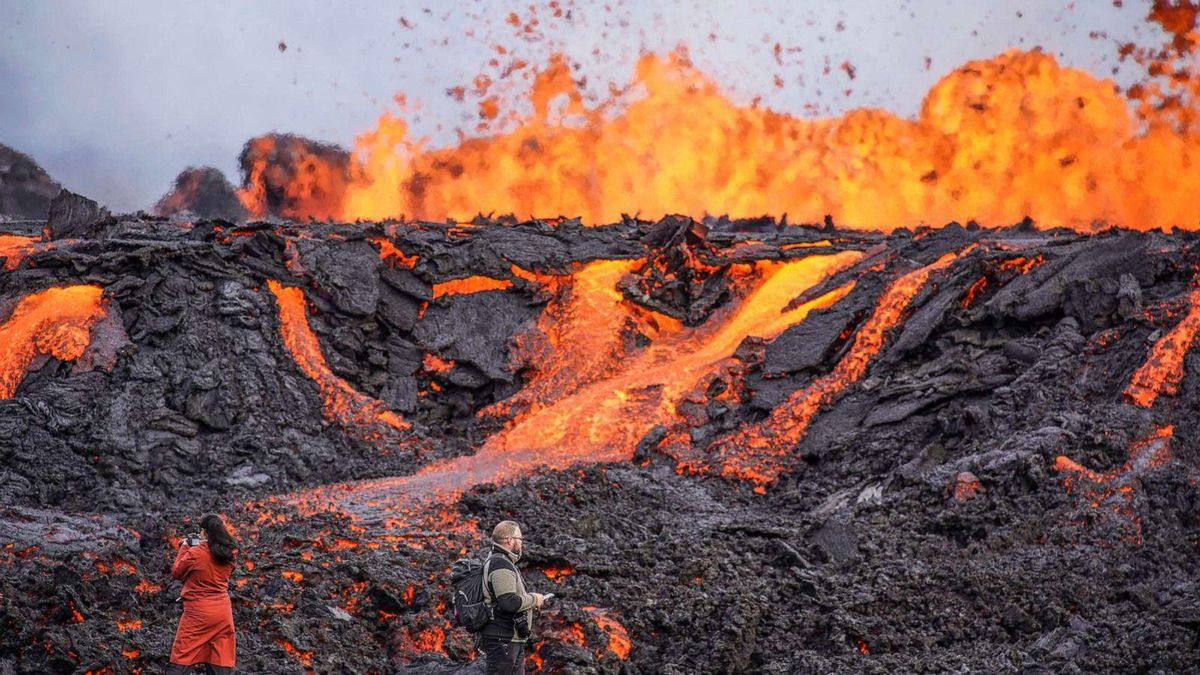 Volcano Erupts Following Strong Earthquake In Russia