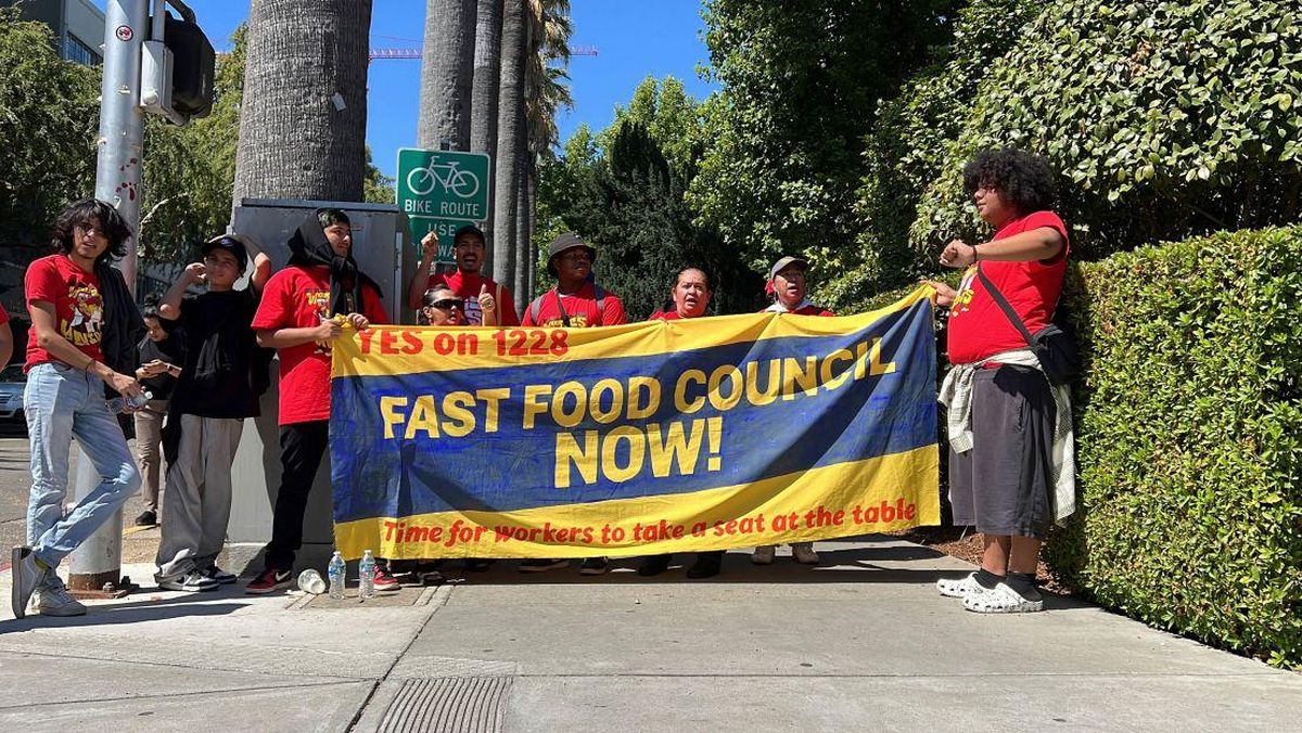 Fast food workers in California demand higher wages