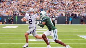 Notre Dame And Navy Prepare For Thrilling Clash At MetLife