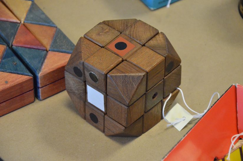 Rubik küpün ilk hali.
